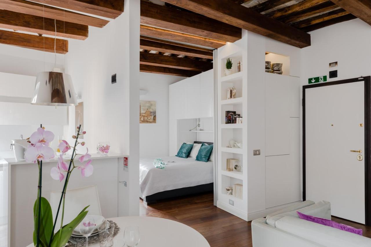 Nostromondo Ciancaleoni Palace Apartamento Roma