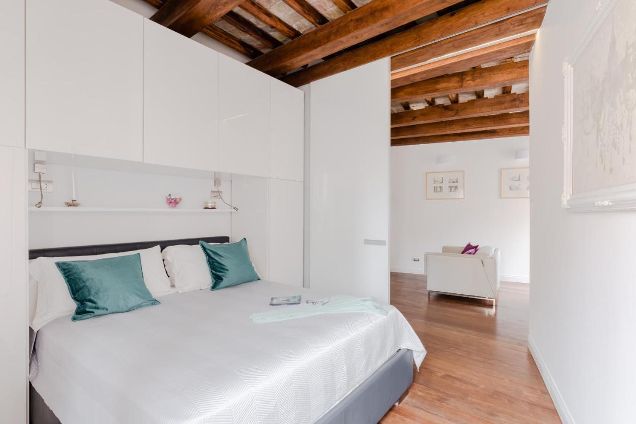 Nostromondo Ciancaleoni Palace Apartamento Roma